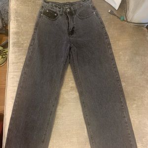 Wide legs jeans